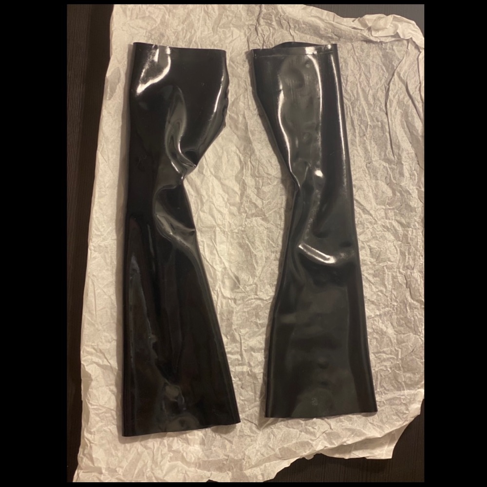 LATEX gloves fingerless cuff goth forearm black